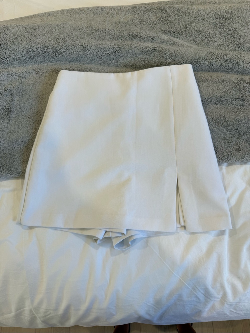 Zara White Women's Skort with Front Slit